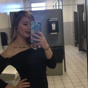 Meet your Posher, Tabitha